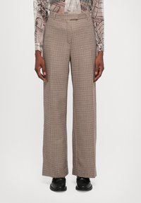 Прямые брюки Прямые брюки