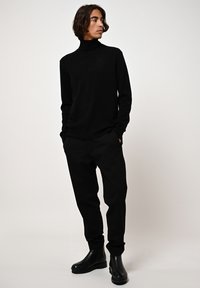 Водолазка Водолазка