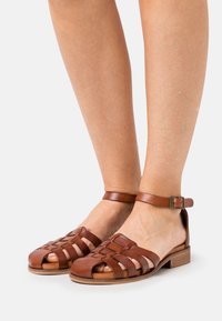 Босоножки Босоножки