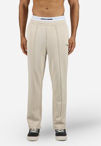 Спортивные штаны Спортивные штаны