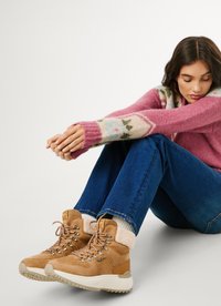 Высокие кеды Высокие кеды