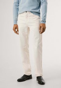 Вельветовые брюки Вельветовые брюки