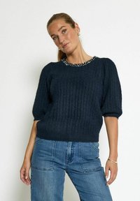 Футболка Футболка