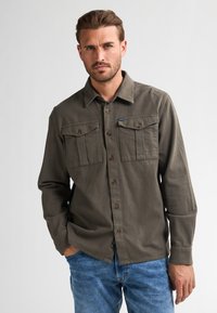 Рубашка Рубашка