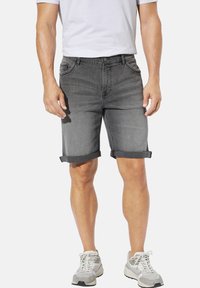 Шорты Шорты