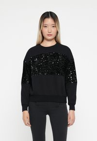 Толстовка Толстовка