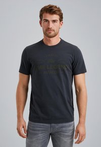 Футболка Футболка