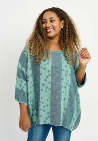 Блузка Блузка