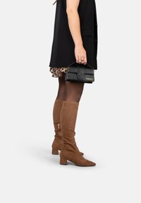 Сапоги Сапоги