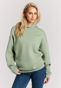 Пуловер с капюшоном Пуловер с капюшоном