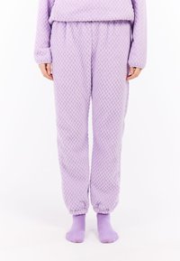 Спортивные штаны Спортивные штаны