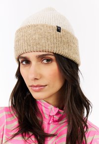 Головной убор Головной убор