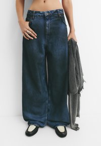 Джинсы Джинсы