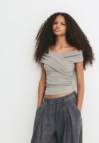 Футболка Футболка