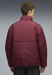 Зимняя куртка Зимняя куртка