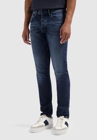 Узкие джинсы Узкие джинсы