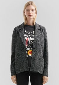 Блейзер Блейзер