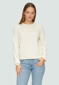 Пуловер Пуловер