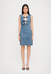 Джинсовое платье Джинсовое платье