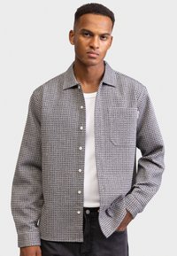 Рубашка Рубашка