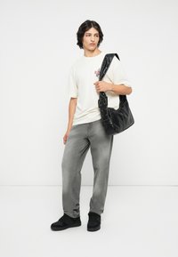 Футболка Футболка