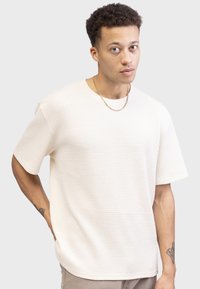 Футболка Футболка