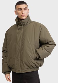 Зимняя куртка Зимняя куртка