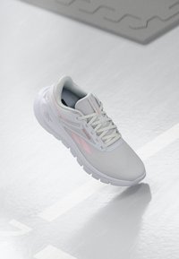 Тренировочные кроссовки Тренировочные кроссовки