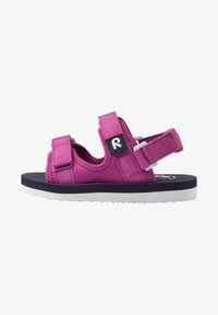 Сандалии Сандалии