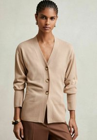 Жилет Жилет