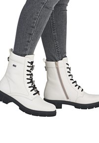 Ботинки Ботинки