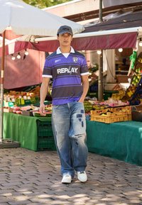 Свободные джинсы Свободные джинсы