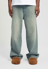 Прямые джинсы Прямые джинсы