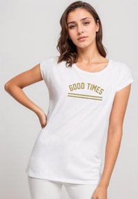 Футболка Футболка