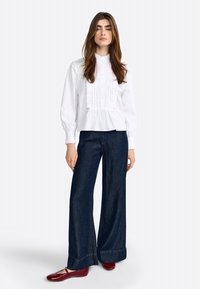 Блузка Блузка