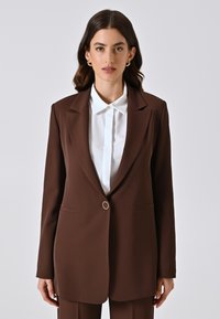 Блейзер Блейзер