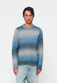 Пуловер Пуловер