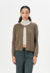 Кардиган Кардиган