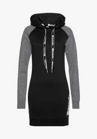 Платье Платье