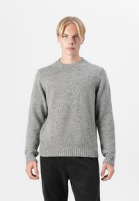 Пуловер Пуловер