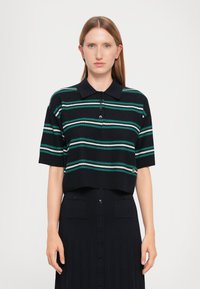 Футболка Футболка