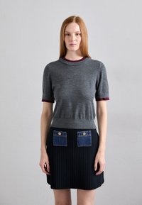 Футболка Футболка