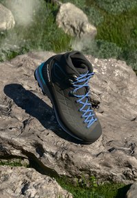 Походные сапоги Походные сапоги