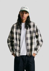 Рубашка Рубашка