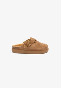 Шлепанцы Шлепанцы