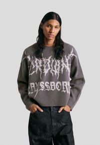 Пуловер Пуловер