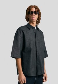 Рубашка с коротким рукавом Рубашка с коротким рукавом