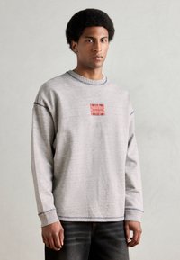 Толстовка Толстовка