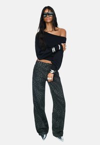 Джинсы Джинсы