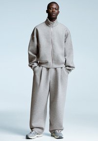 Спортивные штаны Спортивные штаны